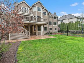 14225 SE 87th Place, Newcastle WA 98059