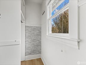 7361 17th Avenue NW, Seattle WA 98117