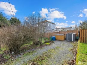 7361 17th Avenue NW, Seattle WA 98117
