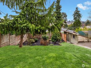 3234 35th Avenue W, Seattle WA 98199