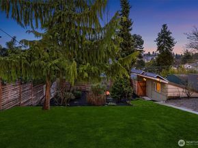 3234 35th Avenue W, Seattle WA 98199