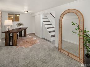 3234 35th Avenue W, Seattle WA 98199