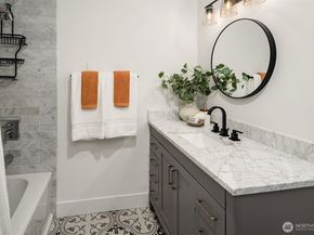 3234 35th Avenue W, Seattle WA 98199