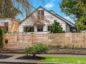 3234 35th Avenue W, Seattle WA 98199