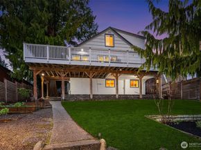 3234 35th Avenue W, Seattle WA 98199