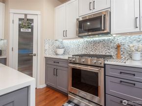 629 Emory Drive, Snohomish WA 98290