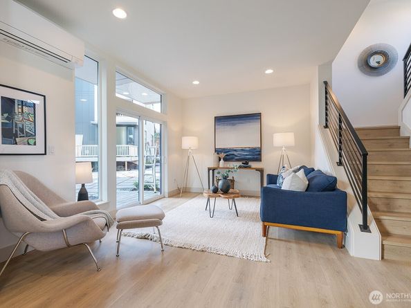 3003 S Dakota Street 1, Seattle WA 98108