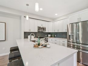 2840 139th Avenue SE 15, Bellevue WA 98005