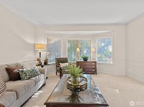 2713 224th Avenue NE, Sammamish WA 98074