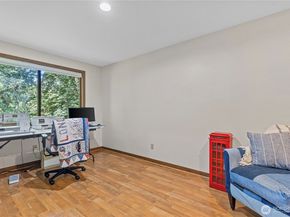 2713 224th Avenue NE, Sammamish WA 98074