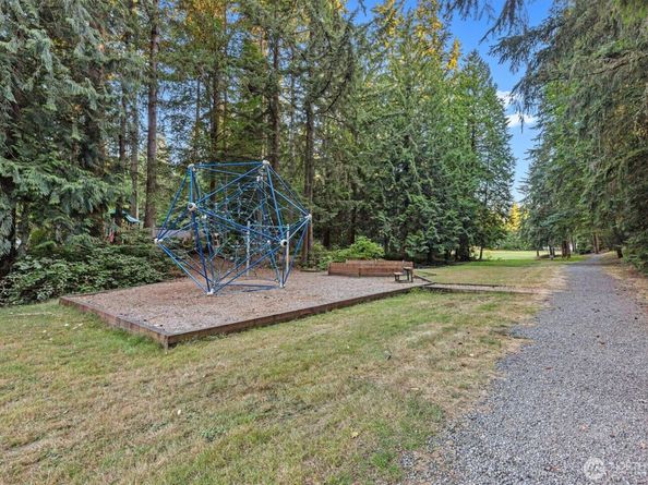 2713 224th Avenue NE, Sammamish WA 98074