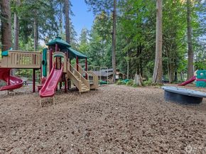2713 224th Avenue NE, Sammamish WA 98074