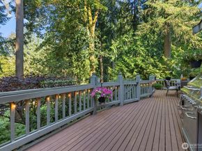 2713 224th Avenue NE, Sammamish WA 98074