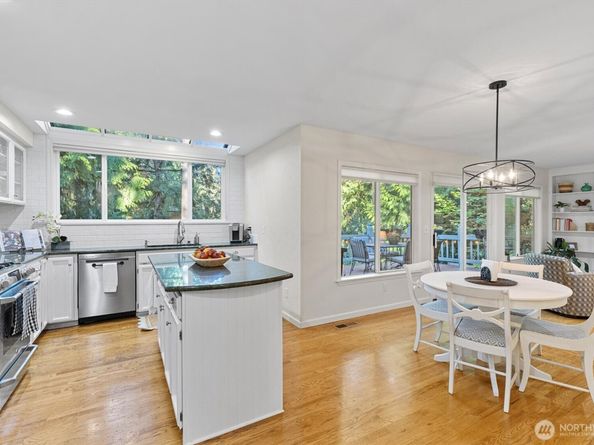 2713 224th Avenue NE, Sammamish WA 98074
