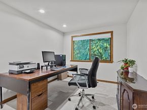 2713 224th Avenue NE, Sammamish WA 98074