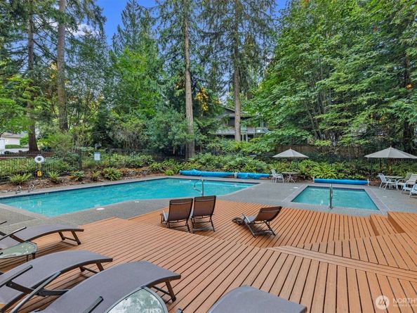 2713 224th Avenue NE, Sammamish WA 98074
