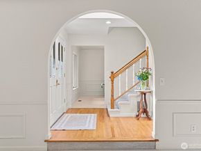 2713 224th Avenue NE, Sammamish WA 98074