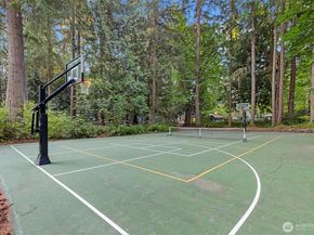 2713 224th Avenue NE, Sammamish WA 98074