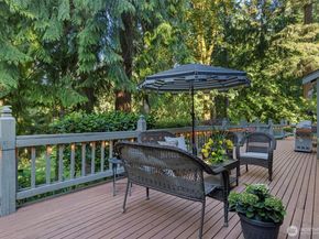 2713 224th Avenue NE, Sammamish WA 98074