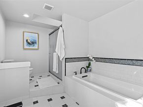 2713 224th Avenue NE, Sammamish WA 98074