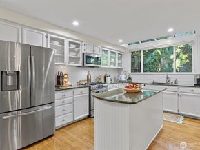 2713 224th Avenue NE, Sammamish WA 98074