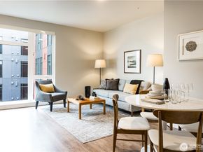1085 103rd Avenue NE 206, Bellevue WA 98004