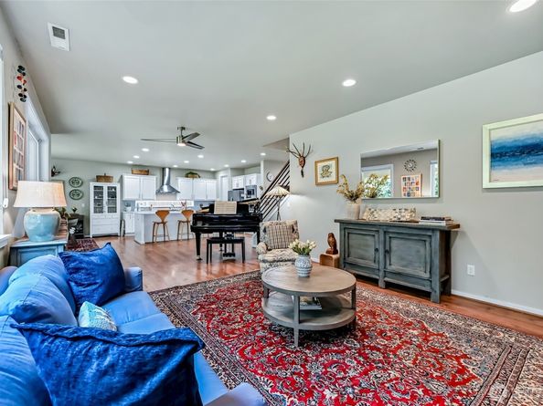 502 S 187th Lane, Burien WA 98148