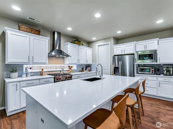 502 S 187th Lane, Burien WA 98148
