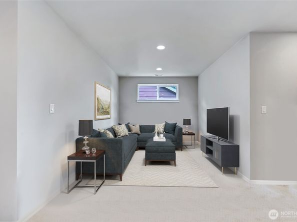 502 S 187th Lane, Burien WA 98148
