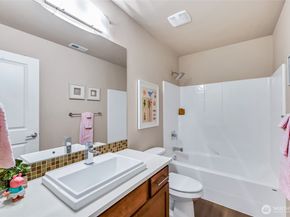 502 S 187th Lane, Burien WA 98148
