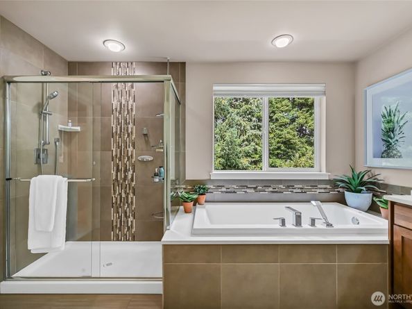 502 S 187th Lane, Burien WA 98148