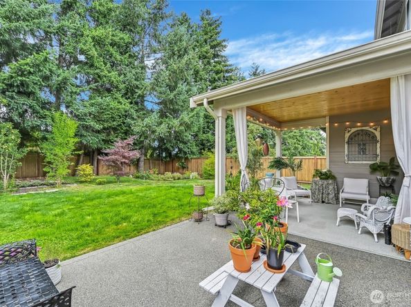 502 S 187th Lane, Burien WA 98148