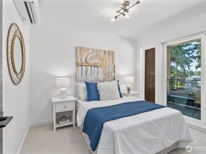 10750 Interlake Avenue N, Seattle WA 98133
