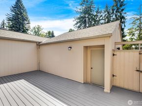 2944 Kennewick Place NE, Renton WA 98056