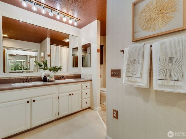 2944 Kennewick Place NE, Renton WA 98056