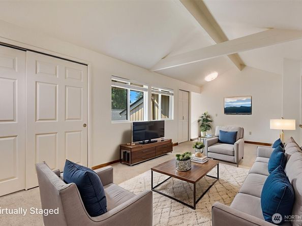 2944 Kennewick Place NE, Renton WA 98056