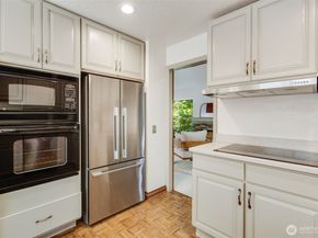 2944 Kennewick Place NE, Renton WA 98056