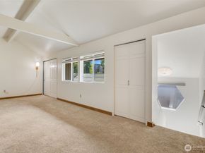 2944 Kennewick Place NE, Renton WA 98056