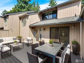 2944 Kennewick Place NE, Renton WA 98056