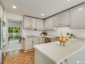 2944 Kennewick Place NE, Renton WA 98056
