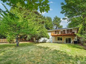 3047 124th Avenue NE, Bellevue WA 98005
