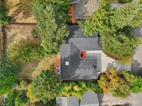 3047 124th Avenue NE, Bellevue WA 98005