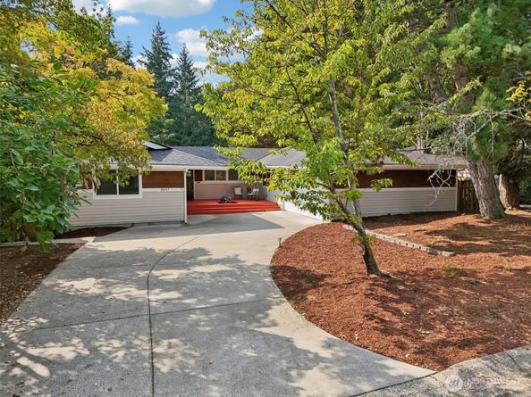 3047 124th Avenue NE, Bellevue WA 98005