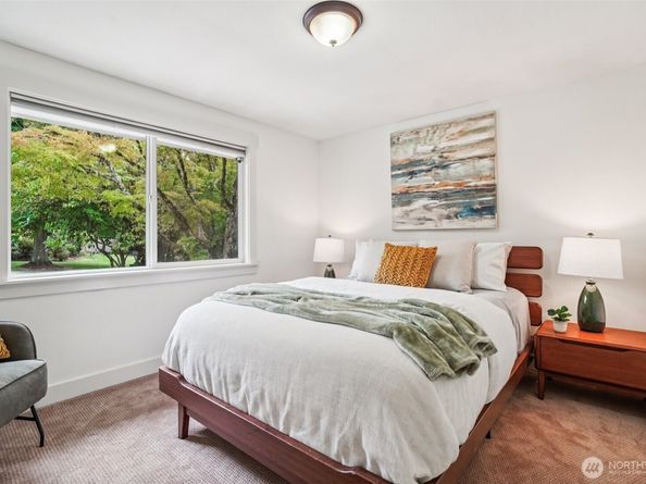 3047 124th Avenue NE, Bellevue WA 98005