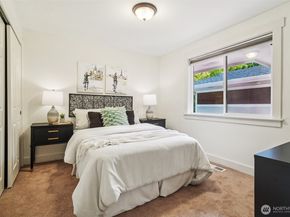 3047 124th Avenue NE, Bellevue WA 98005