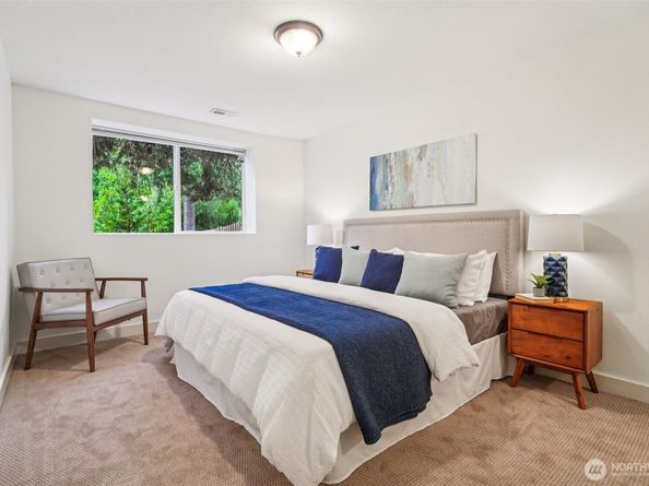 3047 124th Avenue NE, Bellevue WA 98005
