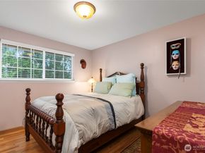 223 Alnus Way, Bremerton WA 98310