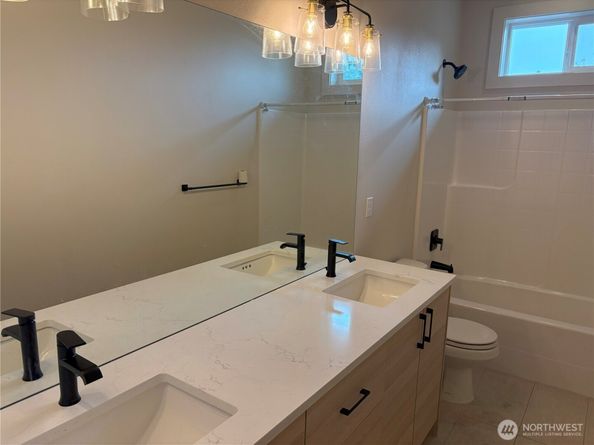 15227 51St Avenue S, Tukwila WA 98188
