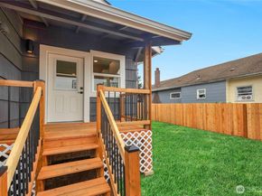1602 Baker Avenue, Everett WA 98201