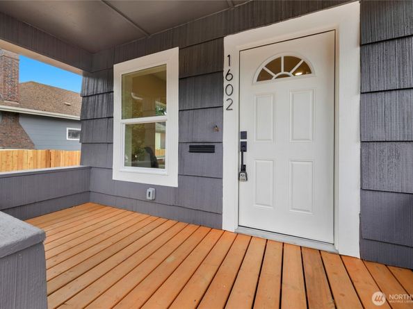 1602 Baker Avenue, Everett WA 98201